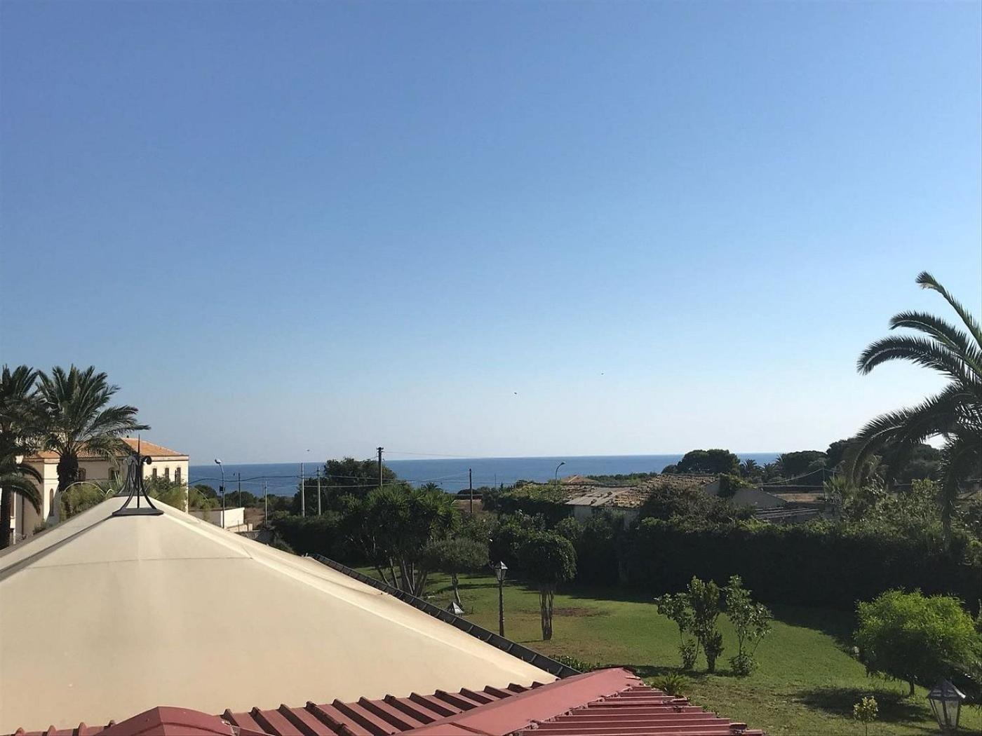 סירקוזה Isola Charm B&B - A Historic Villa Near Punta Del Pero Beach מראה חיצוני תמונה
