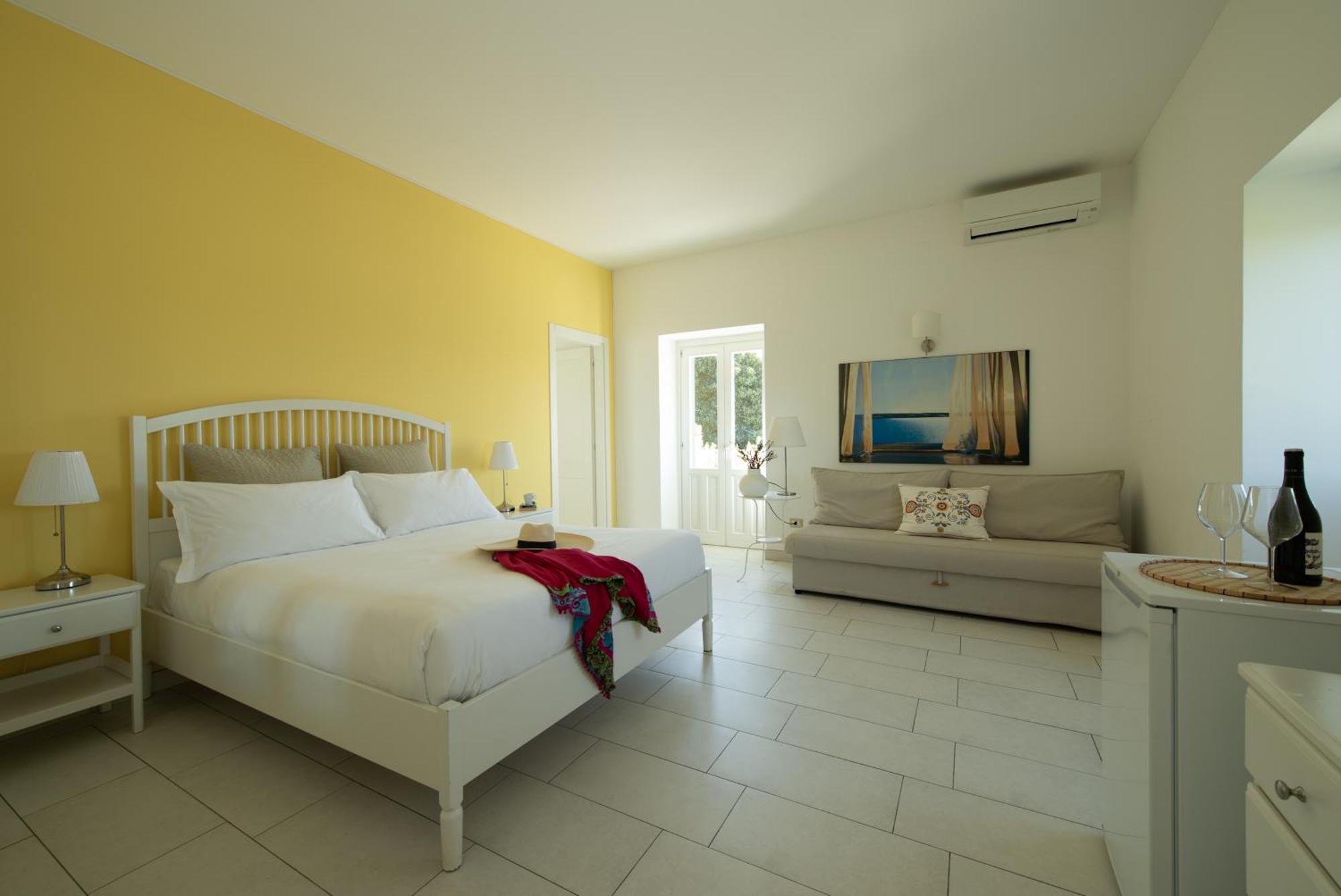 סירקוזה Isola Charm B&B - A Historic Villa Near Punta Del Pero Beach מראה חיצוני תמונה