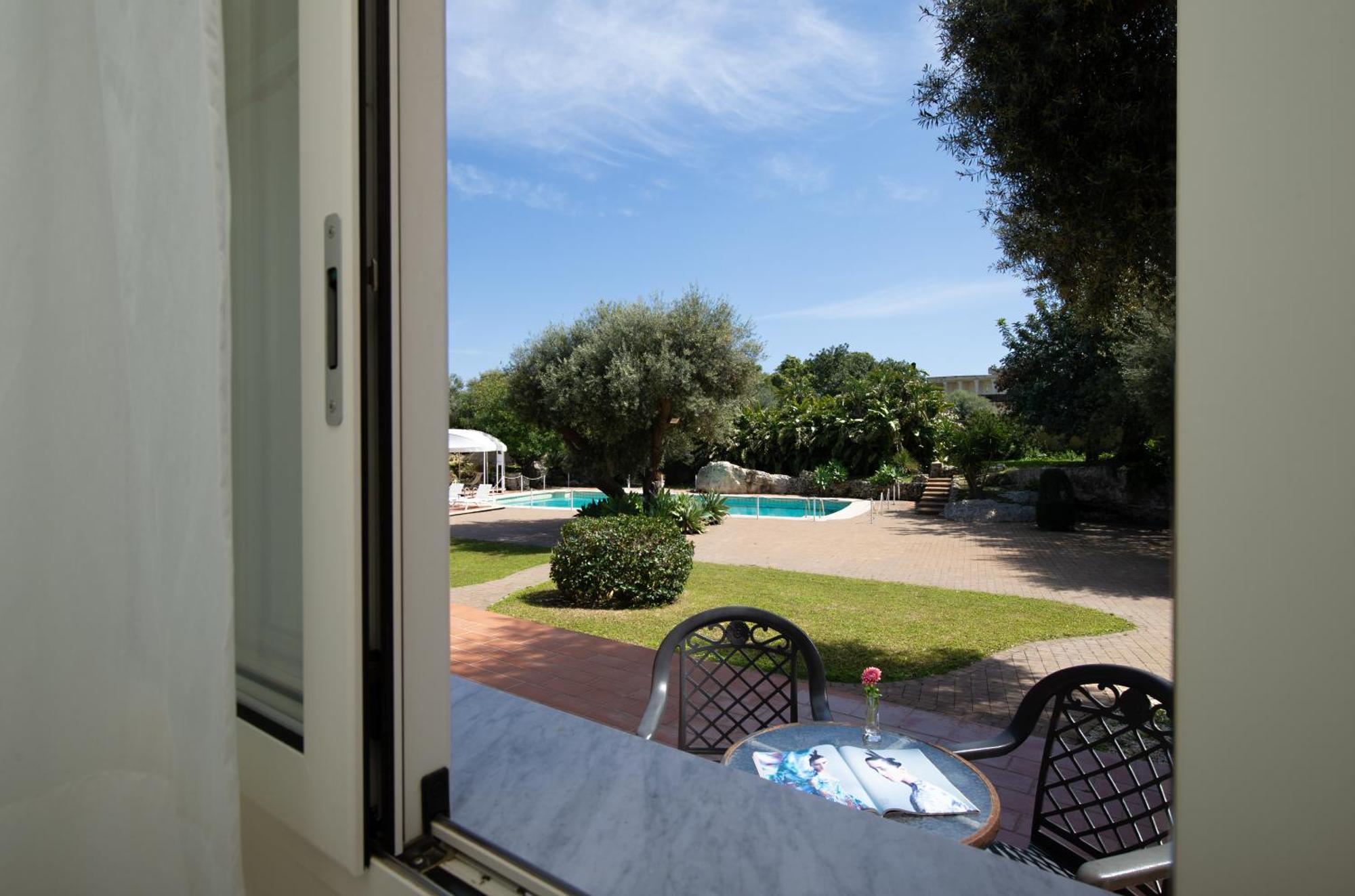 סירקוזה Isola Charm B&B - A Historic Villa Near Punta Del Pero Beach מראה חיצוני תמונה
