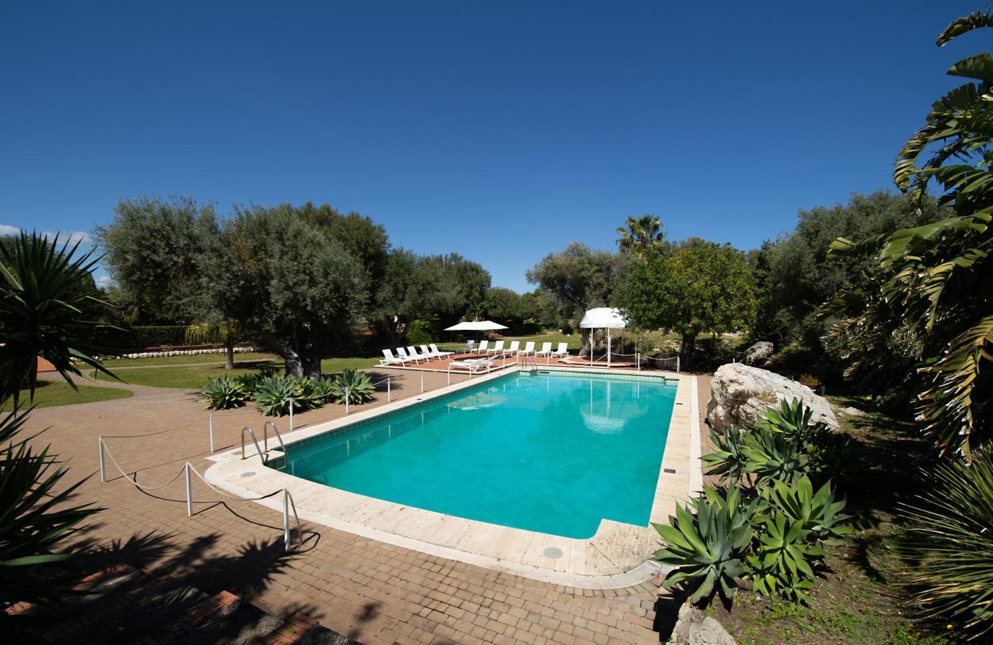 סירקוזה Isola Charm B&B - A Historic Villa Near Punta Del Pero Beach מראה חיצוני תמונה