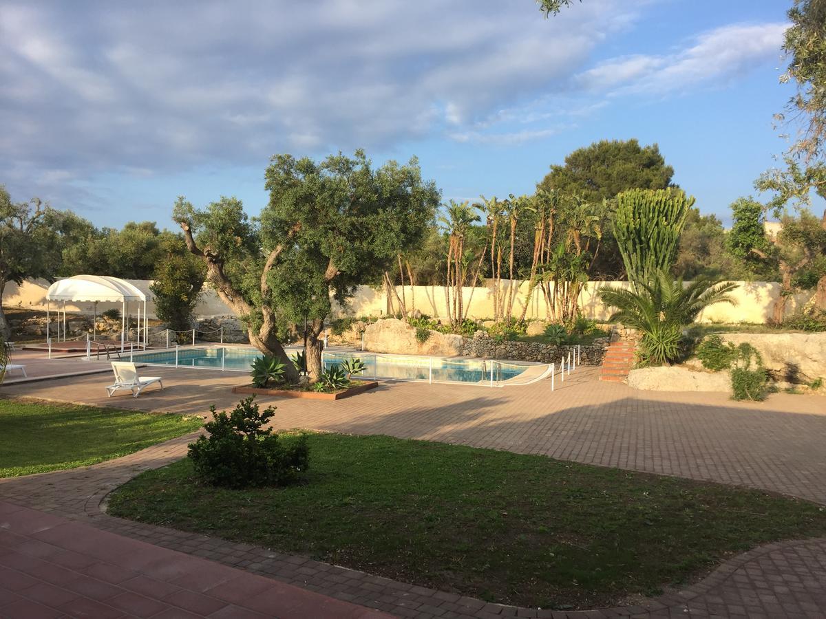 סירקוזה Isola Charm B&B - A Historic Villa Near Punta Del Pero Beach מראה חיצוני תמונה