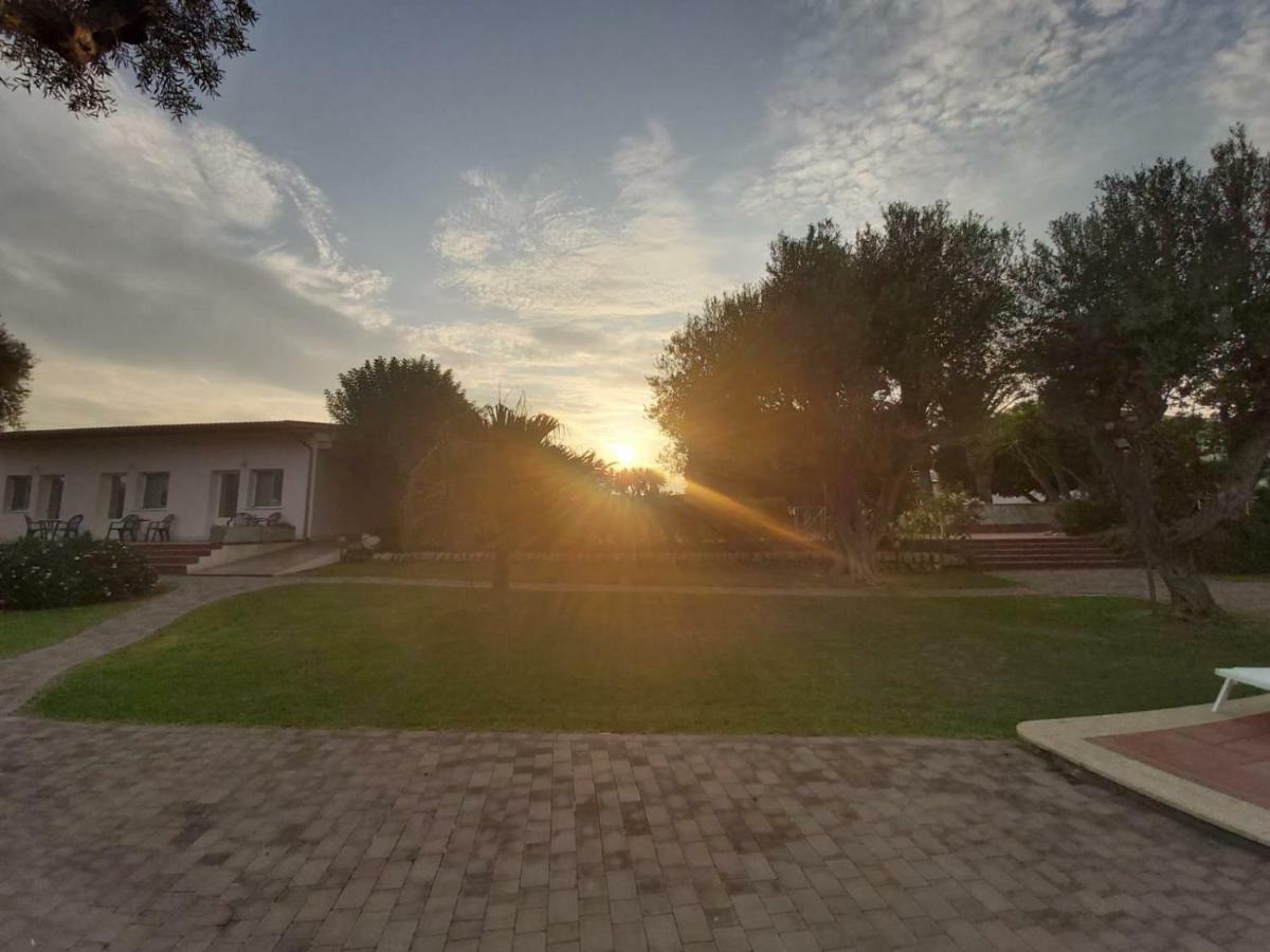 סירקוזה Isola Charm B&B - A Historic Villa Near Punta Del Pero Beach מראה חיצוני תמונה